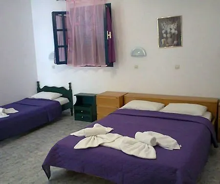 Zannes Perissa (Santorini)